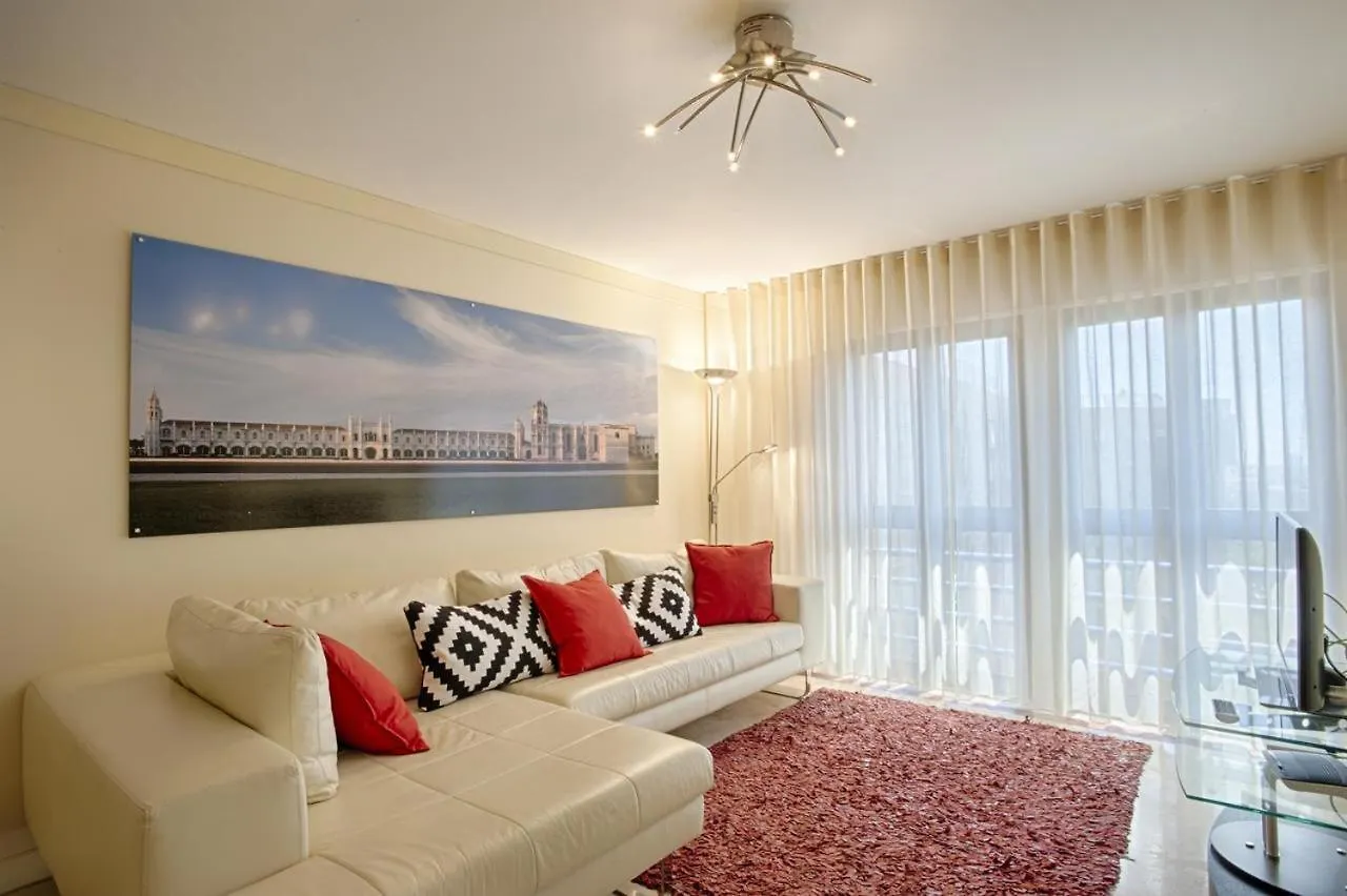 Green Executive Apartment In The Heart Of Lisboa