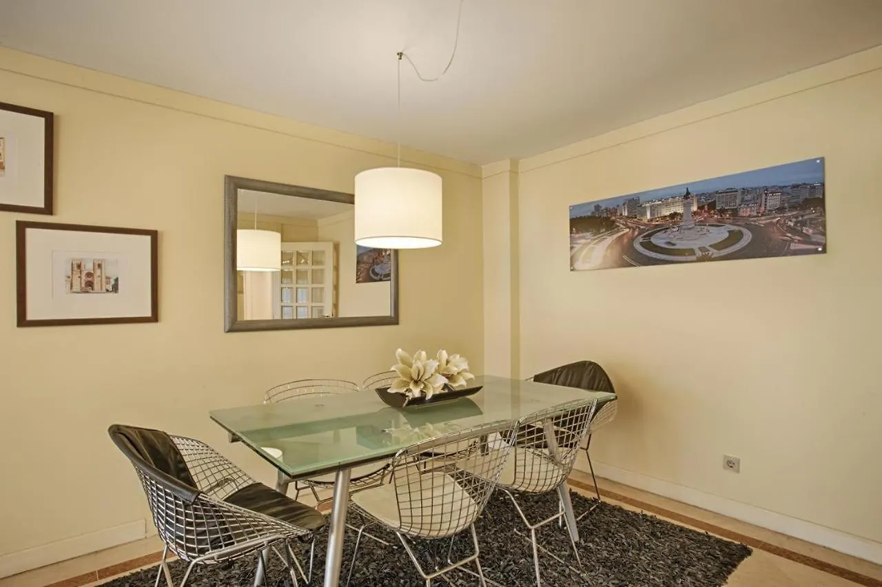 Green Executive Apartment In The Heart Of Lisboa